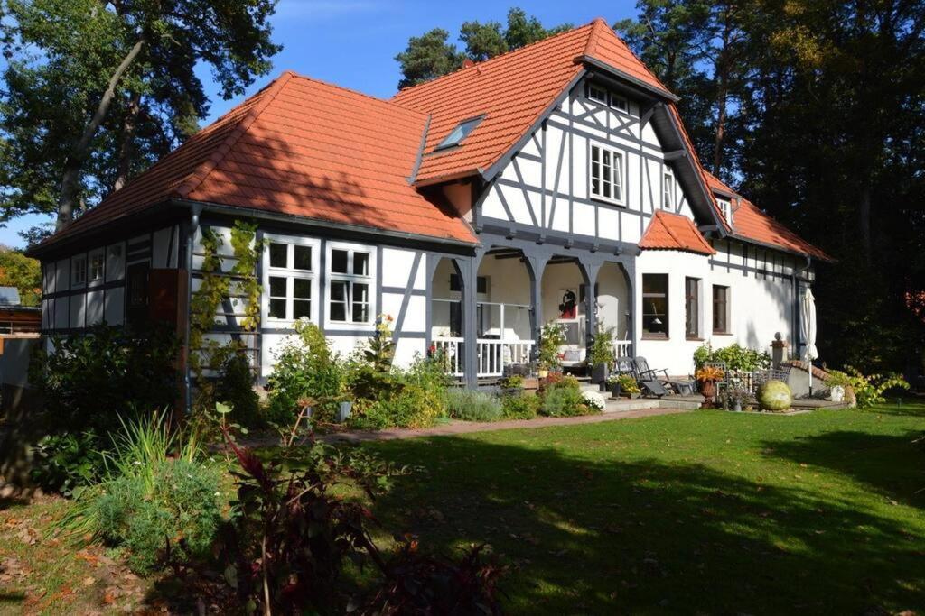 Ferienwohnung Im Landhaus Labes Нойглобсов Экстерьер фото